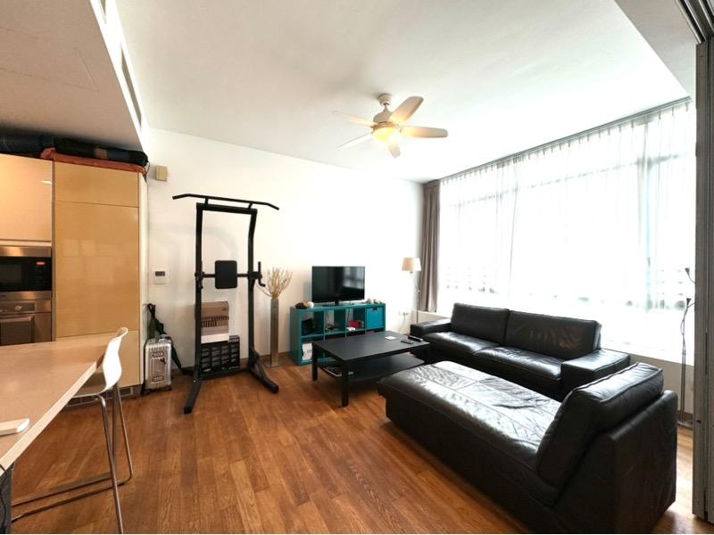 Martin Place Residences Condominium For Sale, $1,700,000, 1 Bed 1 Bath 592 sqft $2,872.00 psf