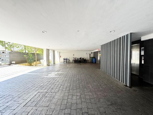 Centra Studios Apartment For Sale, $688,000, 1 Bed 1 Bath 344 sqft $2,000.00 psf