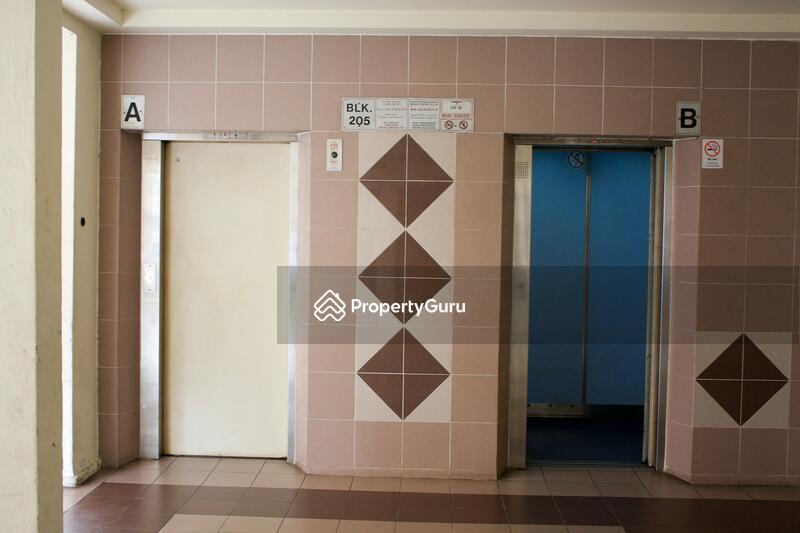 HDB Flat for Sale: Yishun, D27, 760205