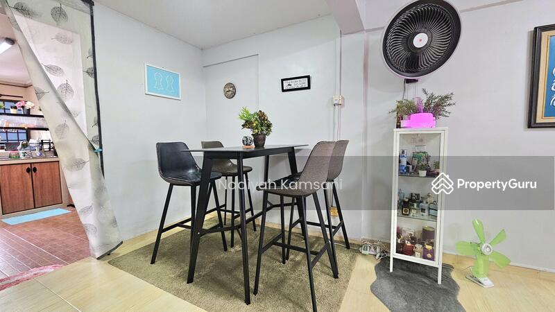 HDB Flat for Sale: Yishun, D27, 760205