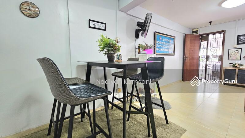 HDB Flat for Sale: Yishun, D27, 760205