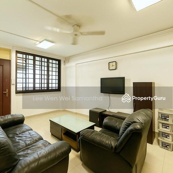 Prop-GPT: HDB Flat: D23 Bukit Batok 317 Bukit Batok Street 32