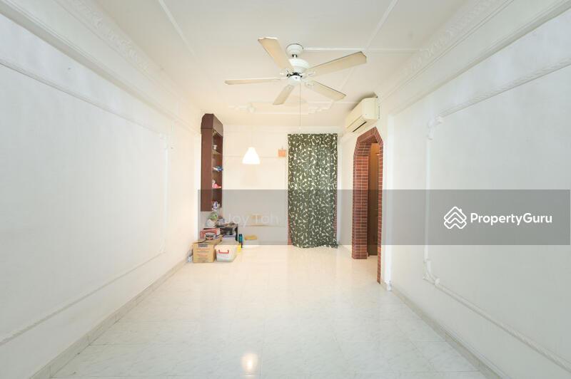 Prop-GPT: HDB Flat: D16 Bedok 401 Bedok North Avenue 3