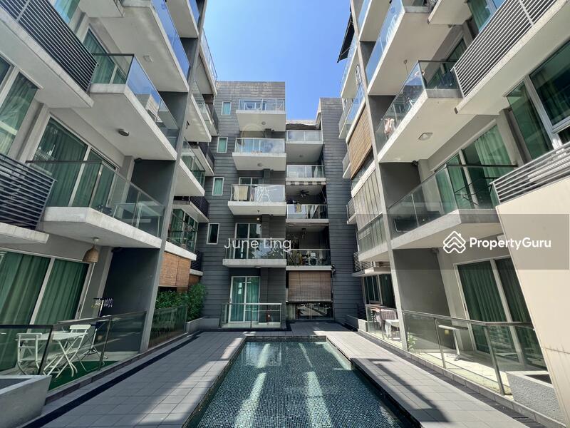 Apartment for Sale: Cairnhill, D09, 228697
