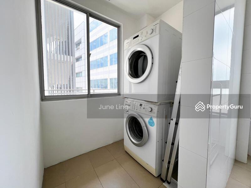 Apartment for Sale: Cairnhill, D09, 228697