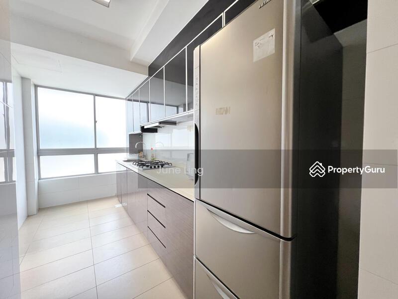 Apartment for Sale: Cairnhill, D09, 228697