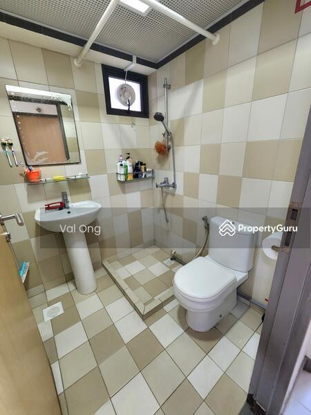 HDB Flat for Sale: D03, 142088