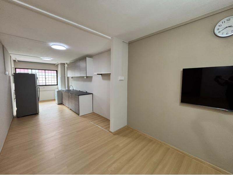 650 Hougang Avenue 8 HDB Apartment For Sale, $575,000, 3 Bed 2 Bath 904 sqft $636.00 psf