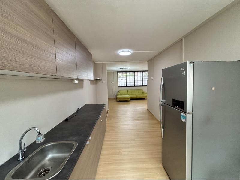 650 Hougang Avenue 8 HDB Apartment For Sale, $575,000, 3 Bed 2 Bath 904 sqft $636.00 psf