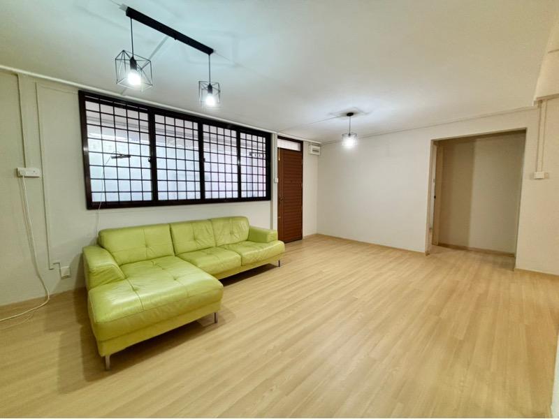 650 Hougang Avenue 8 HDB Apartment For Sale, $575,000, 3 Bed 2 Bath 904 sqft $636.00 psf
