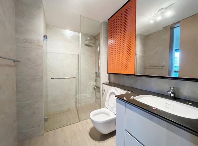 The Tre Ver Condominium For Sale, $1,400,000, 2 Bed 1 Bath 635 sqft $2,205.00 psf