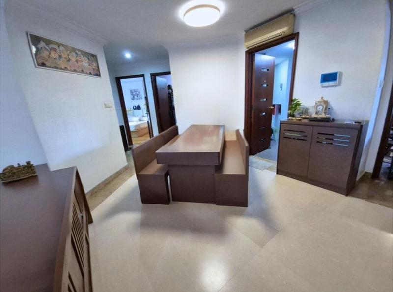 The Sierra Condominium For Sale, $1,910,000, 3 Bed 2 Bath 980 sqft $1,949.00 psf