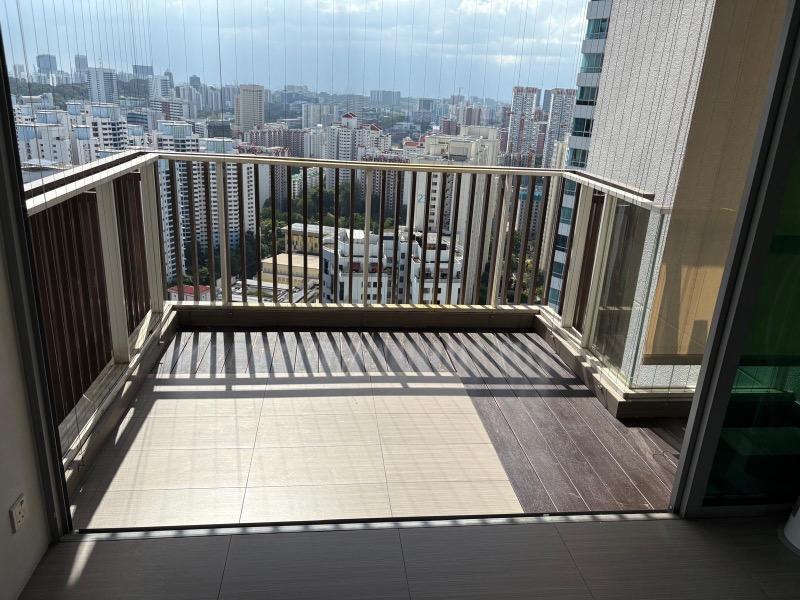 Prop-GPT: Apartment: D03 Tiong Bahru Regency Suites