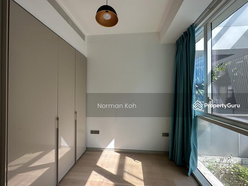 Condominium for Sale: Keppel, D04, 098022