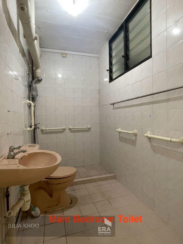 4a at 104a Depot Road for Sale