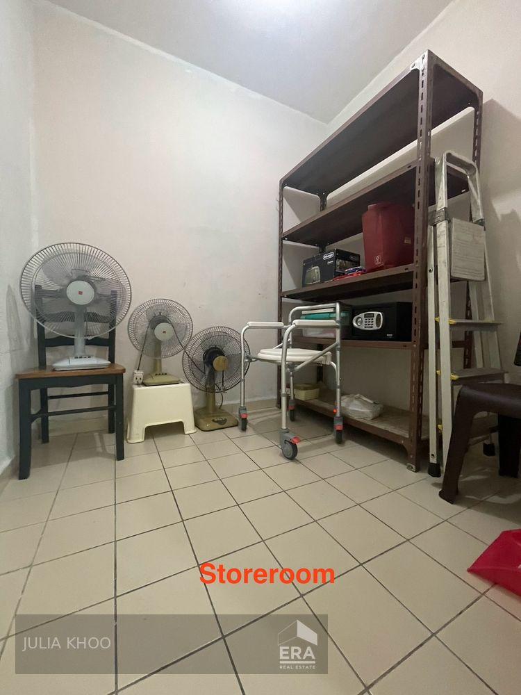 4a at 104a Depot Road for Sale