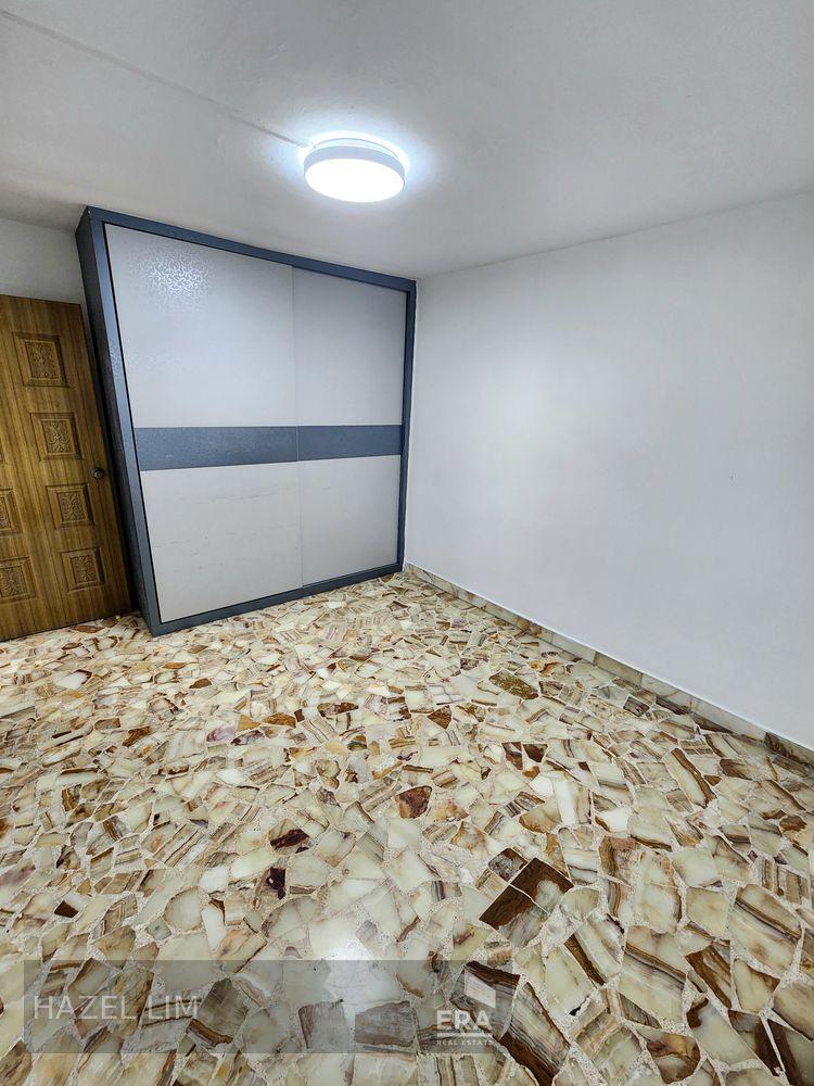 Prop-GPT: HDB - 2 room: D12 Toa Payoh 17 Lorong 7 Toa Payoh