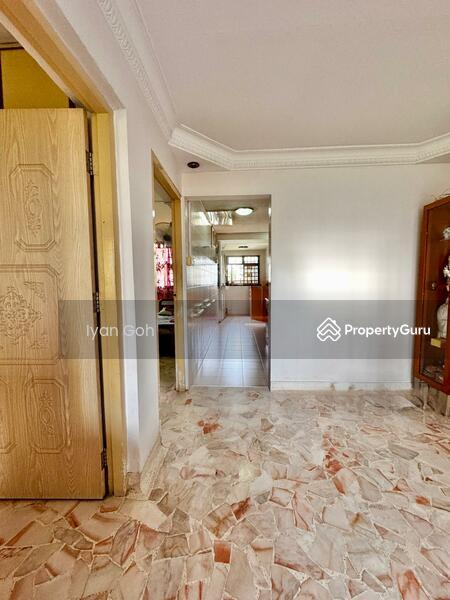 85 Commonwealth Close