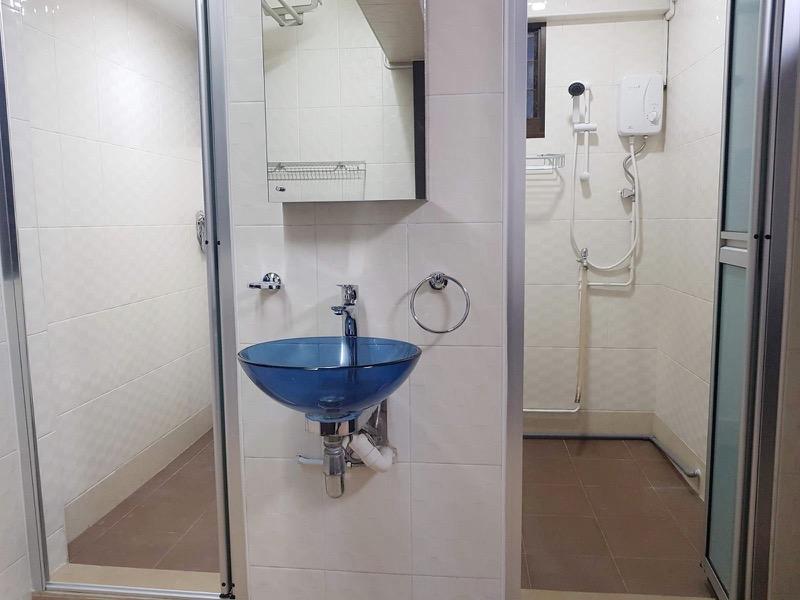HDB Apartment for Sale: Rocher, D07, 180271