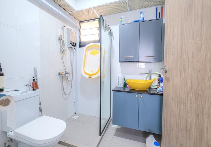 463A Bukit Batok Street 41 HDB Apartment For Sale, $908,000, 3 Bed 2 Bath 1,216 sqft $747.00 psf