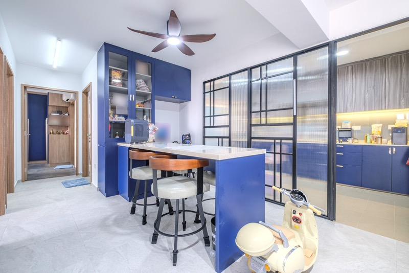 463A Bukit Batok Street 41 HDB Apartment For Sale, $908,000, 3 Bed 2 Bath 1,216 sqft $747.00 psf