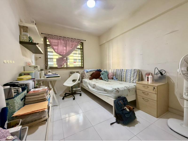 HDB Apartment for Sale: Sembawang, D27, 750486