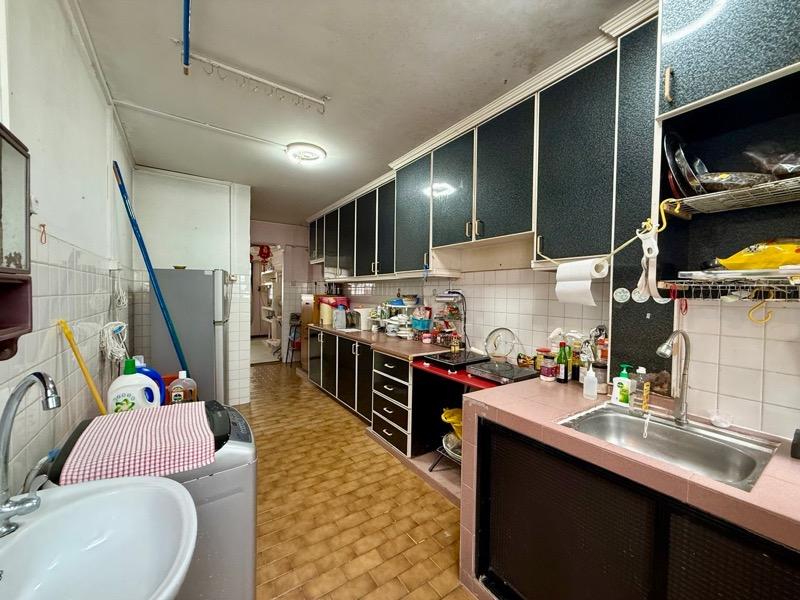 HDB Apartment for Sale: Yishun, D27, 760275
