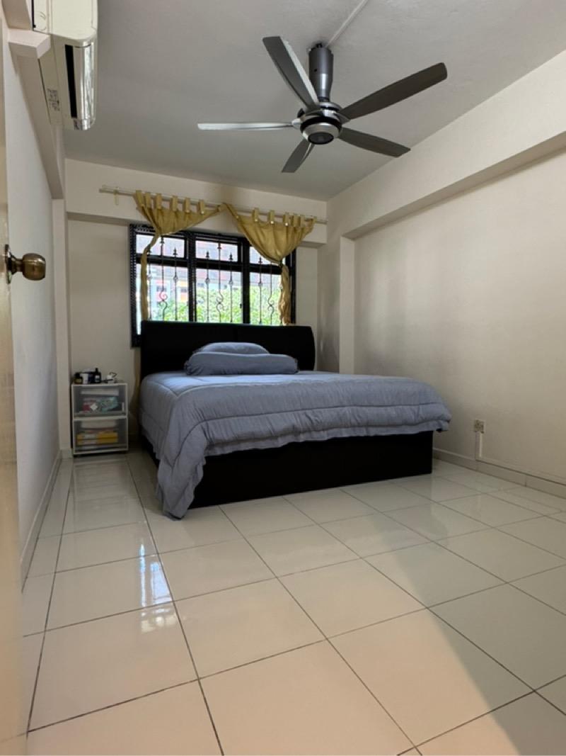682B Woodlands Drive 62 HDB Apartment For Sale, $680,000, 3 Bed 2 Bath 1,291 sqft $527.00 psf
