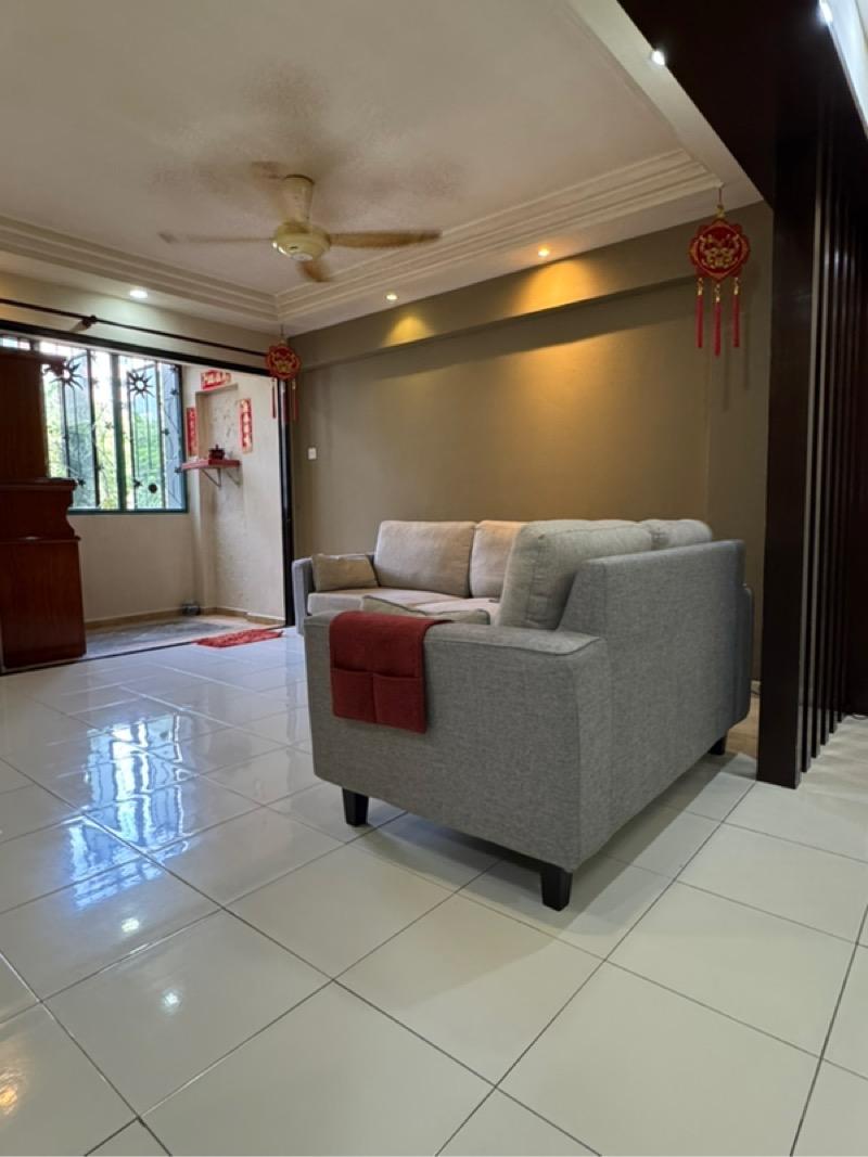 682B Woodlands Drive 62 HDB Apartment For Sale, $680,000, 3 Bed 2 Bath 1,291 sqft $527.00 psf