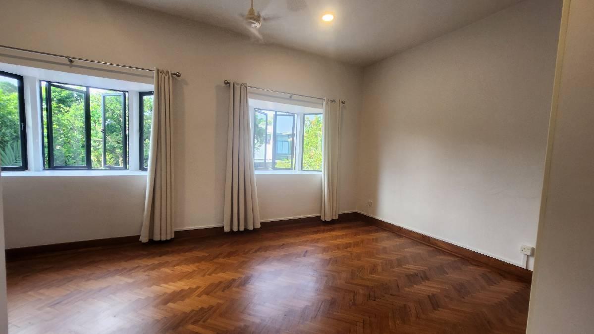 19 SUNSET TERRACE Bungalow House For Sale, $10,800,000, 5 Bed 5 Bath 4,000 sqft $2,400.00 psf