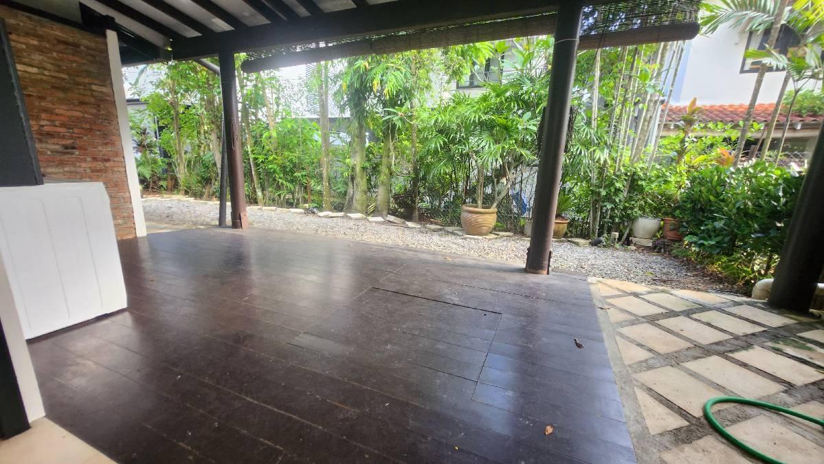 19 SUNSET TERRACE Bungalow House For Sale, $10,800,000, 5 Bed 5 Bath 4,000 sqft $2,400.00 psf