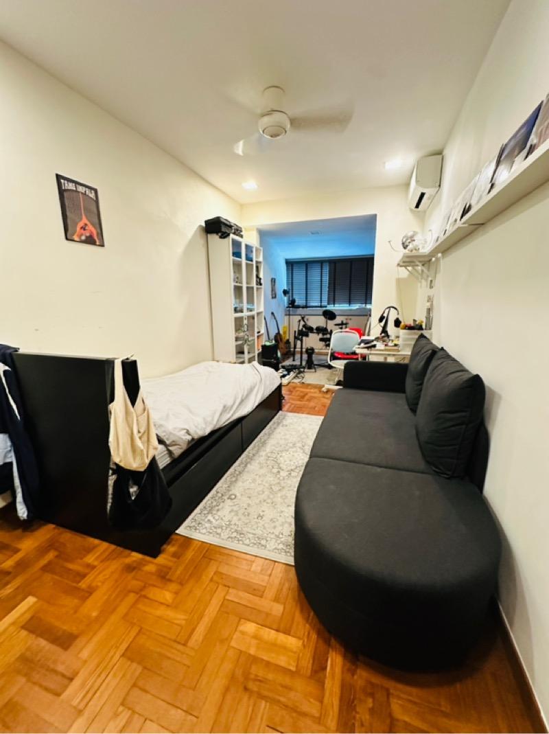 The Windsor Condominium For Sale, $4,180,000, 4 Bed 3 Bath 2,454 sqft $1,703.00 psf