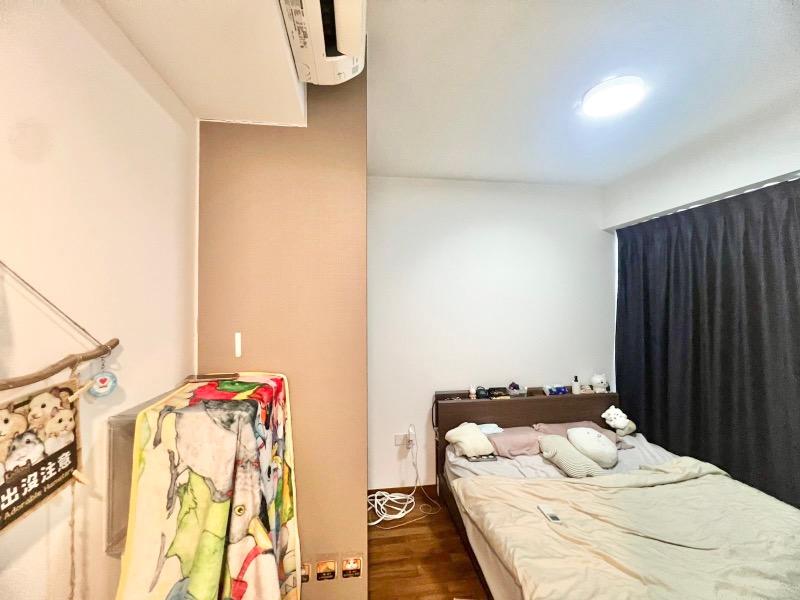 Stirling Residences Condominium For Sale, $1,680,000, 2 Bed 1 Bath 635 sqft $2,646.00 psf