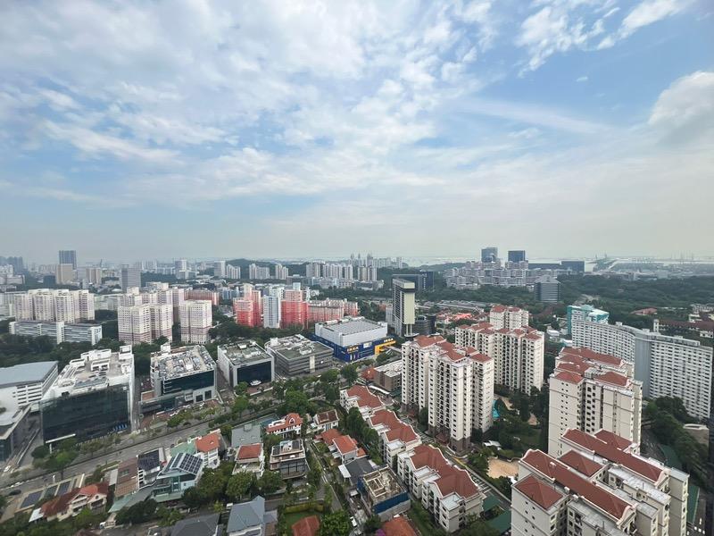 Stirling Residences Condominium For Sale, $1,680,000, 2 Bed 1 Bath 635 sqft $2,646.00 psf