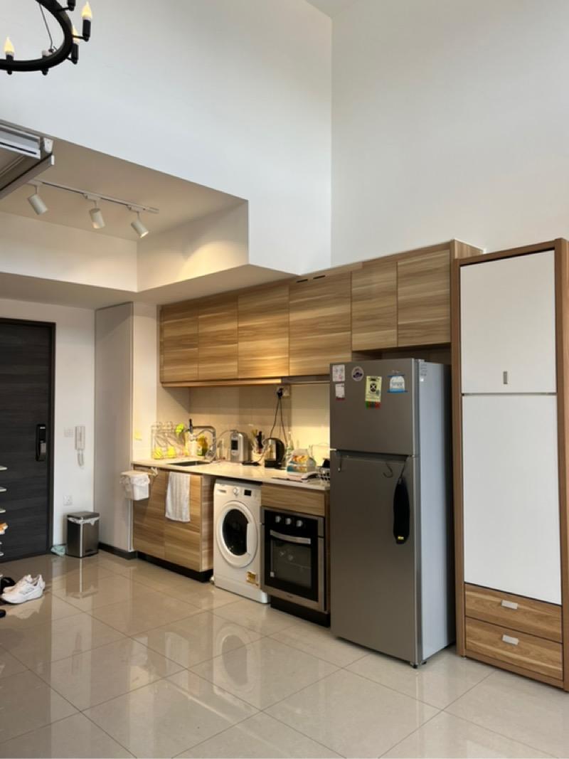 The Poiz Residences  Condominium For Sale, $1,280,000, 1 Bed 1 Bath 807 sqft $1,586.00 psf