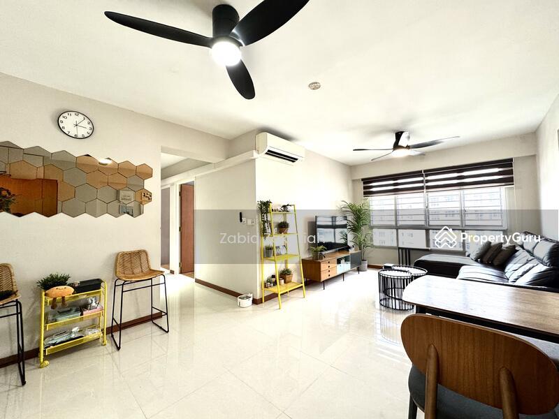 Prop-GPT: HDB Flat: D19  612B Tampines North Drive 1