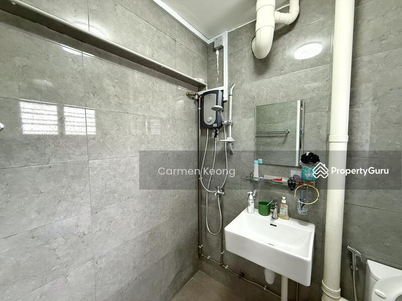 HDB Flat for Sale: Yishun, D27, 760867