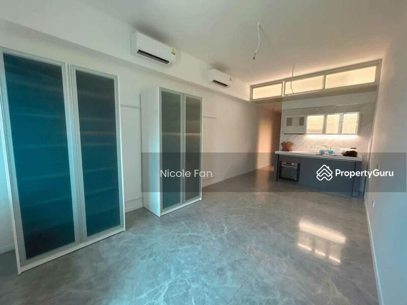 Condominium for Sale: D07, 188940
