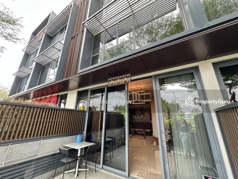 Prop-GPT: Cluster House: D27  Watercove