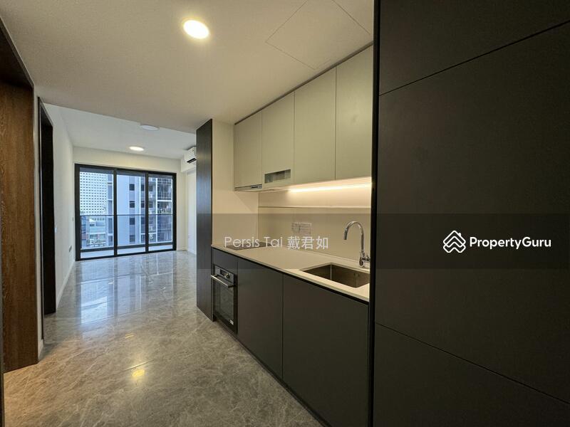 Prop-GPT: Condominium: D07  The M
