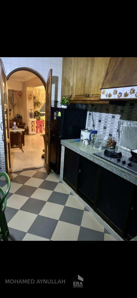 HDB - 3 room for Sale: Tampines Street 82, Tampines, D18, 528842