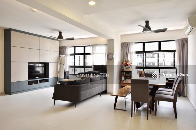 Prop-GPT: HDB Flat: D18 Tampines 606D Tampines Street 61