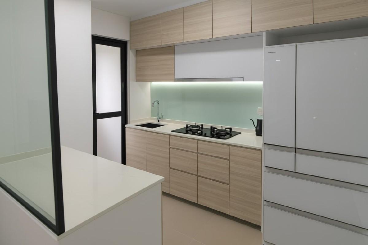 261 Toa Payoh Apex HDB Apartment For Sale, $980,000, 3 Bed 2 Bath 1,001 sqft $979.00 psf