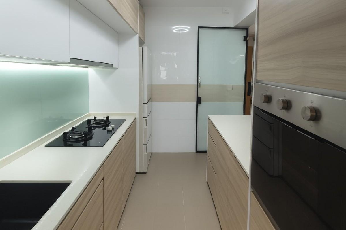 261 Toa Payoh Apex HDB Apartment For Sale, $980,000, 3 Bed 2 Bath 1,001 sqft $979.00 psf