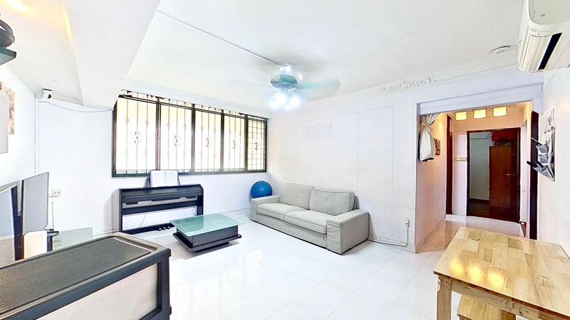 Prop-GPT: HDB Apartment: D18 Tampines 503 Tampines Central 1