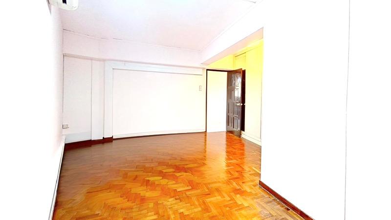 HDB Apartment for Sale: Tampines, D18, 520503