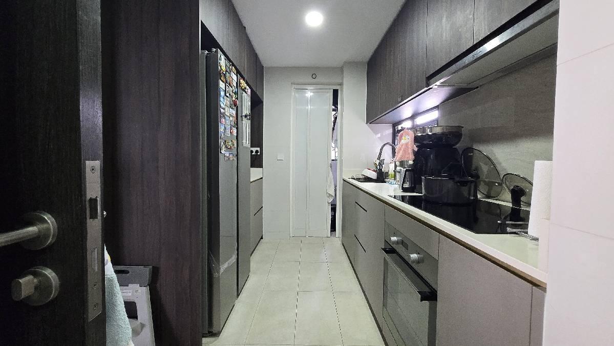 Riverfront Residences Condominium For Sale, $2,980,000, 5 Bed 5 Bath 1,679 sqft $1,775.00 psf