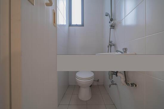 Celestia Apartment For Sale, $1,738,000, 3 Bed 3 Bath 1,033 sqft $1,682.00 psf