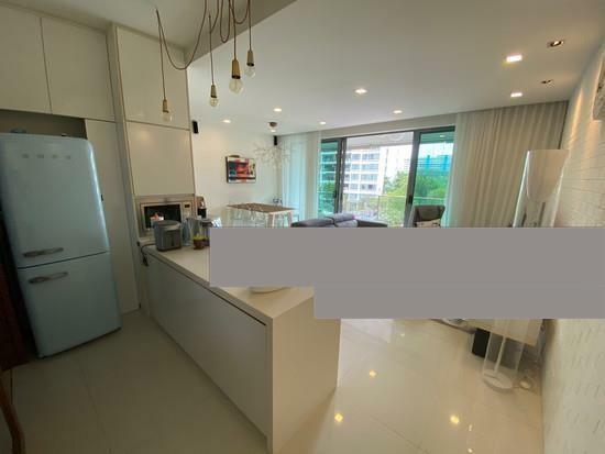 Prop-GPT: Condominium: D16  Waterfront Waves