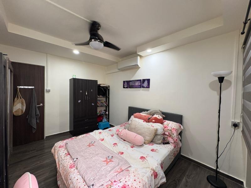 865 Woodlands Street 83 HDB Apartment For Sale, $888,000, 4 Bed 2 Bath 1,571 sqft $565.00 psf